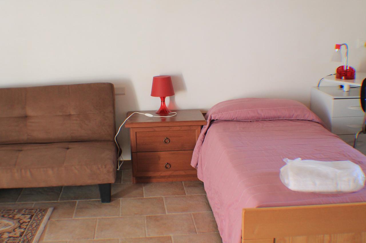 Agriturismo Le Due Palme Il Paradiso di Adamo Frigintini Esterno foto