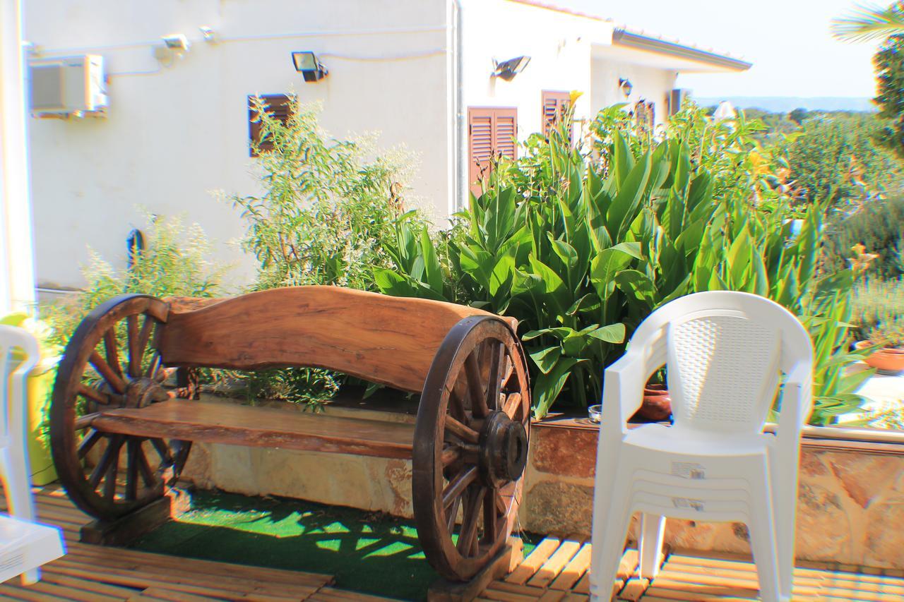 Agriturismo Le Due Palme Il Paradiso di Adamo Frigintini Esterno foto